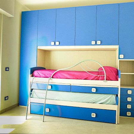 Pietra Home, Posto Auto, Ac ,Wifi, 150Mt Dal Mare Pietra Ligure Exteriör bild