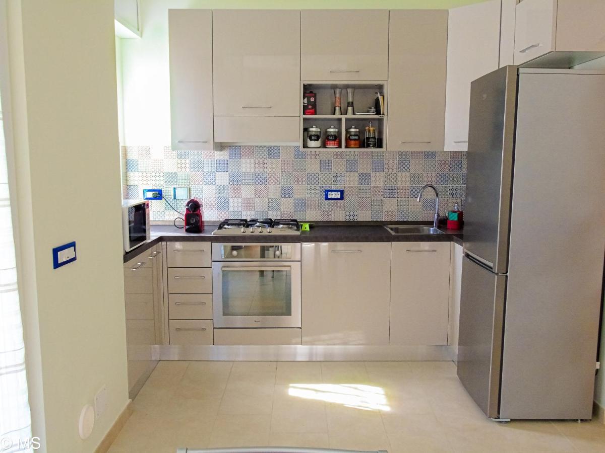 Pietra Home, Posto Auto, Ac ,Wifi, 150Mt Dal Mare Pietra Ligure Exteriör bild