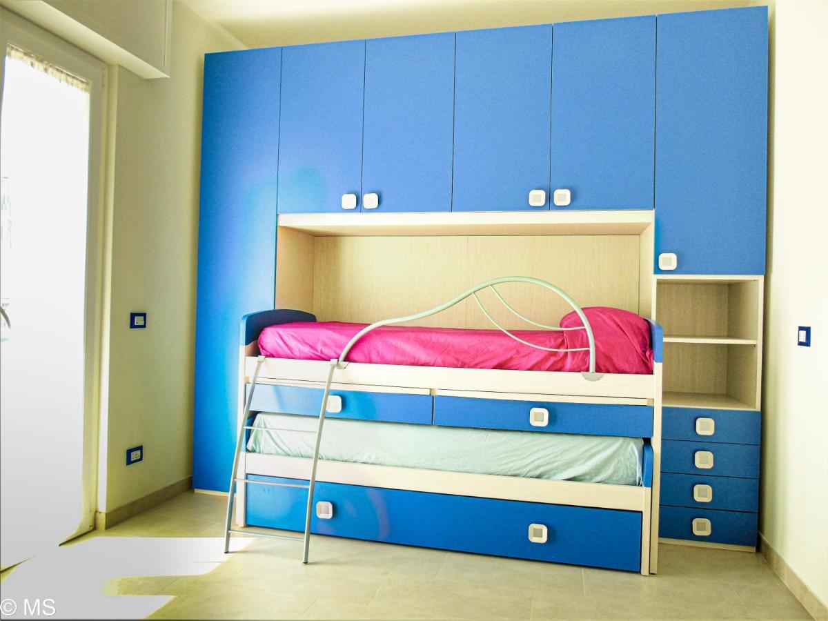 Pietra Home, Posto Auto, Ac ,Wifi, 150Mt Dal Mare Pietra Ligure Exteriör bild