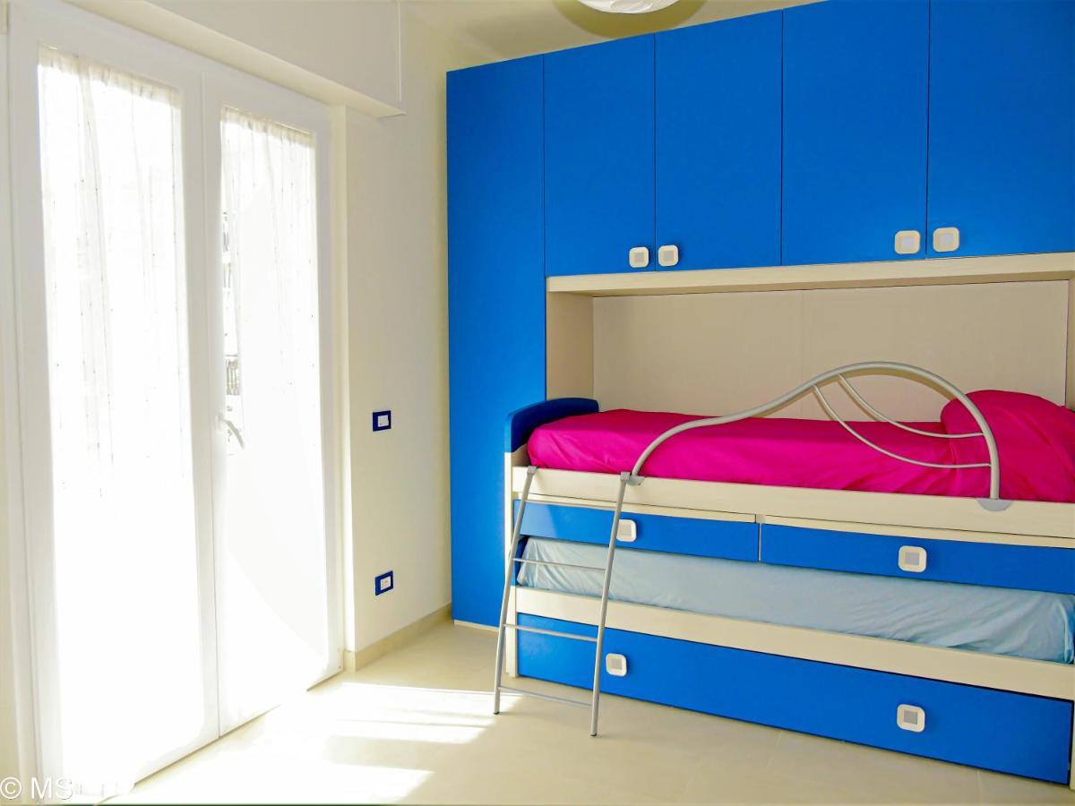 Pietra Home, Posto Auto, Ac ,Wifi, 150Mt Dal Mare Pietra Ligure Exteriör bild
