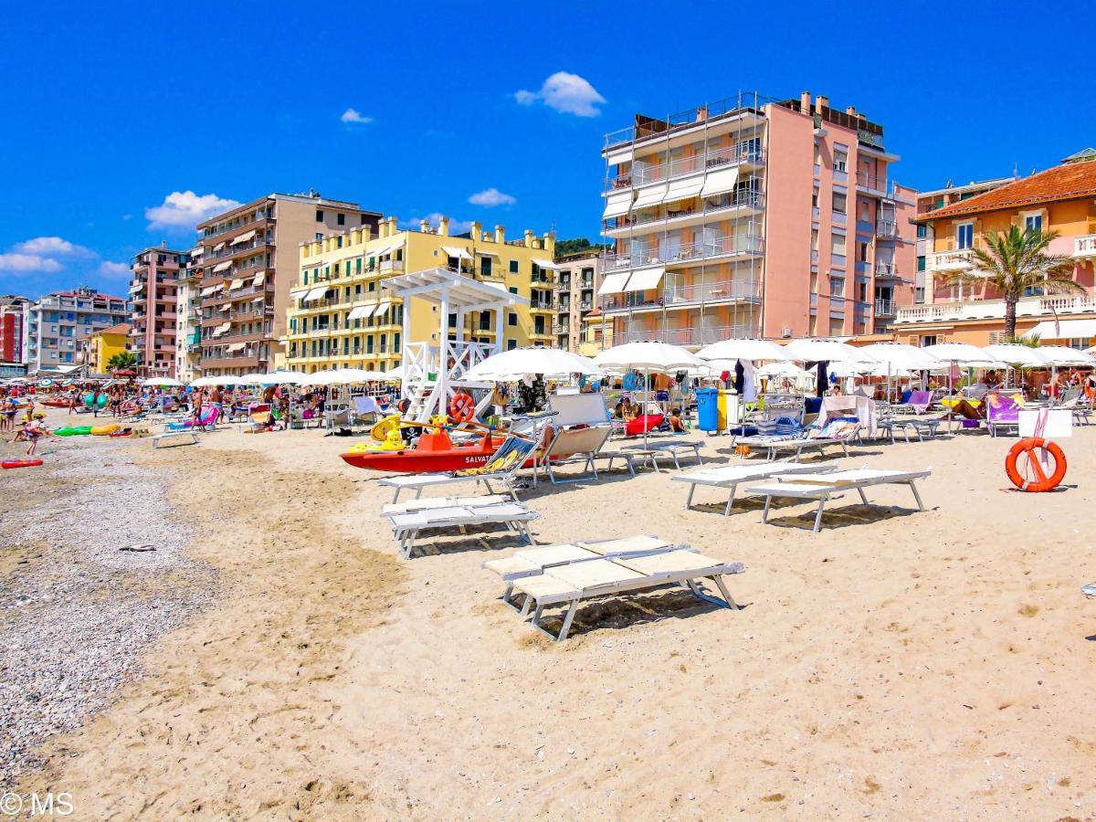 Pietra Home, Posto Auto, Ac ,Wifi, 150Mt Dal Mare Pietra Ligure Exteriör bild